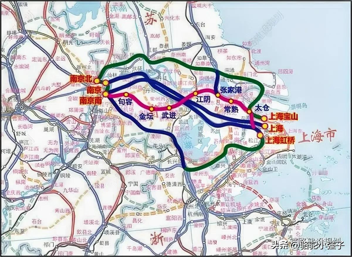 随着沪苏湖高铁、北沿江高铁建成通车，未来沪宁之间将会形成五条高铁通道的格局，这样