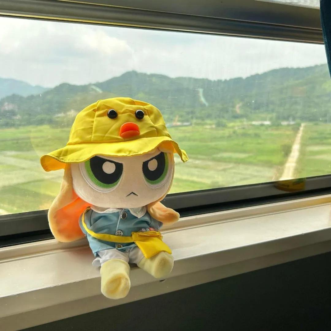 人生的意义就是要独自穿过悲喜。 