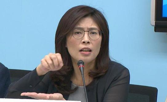这很不寻常！6月21日，郑丽文缺席两场重要活动，引发岛内强烈猜测！

同一天两场