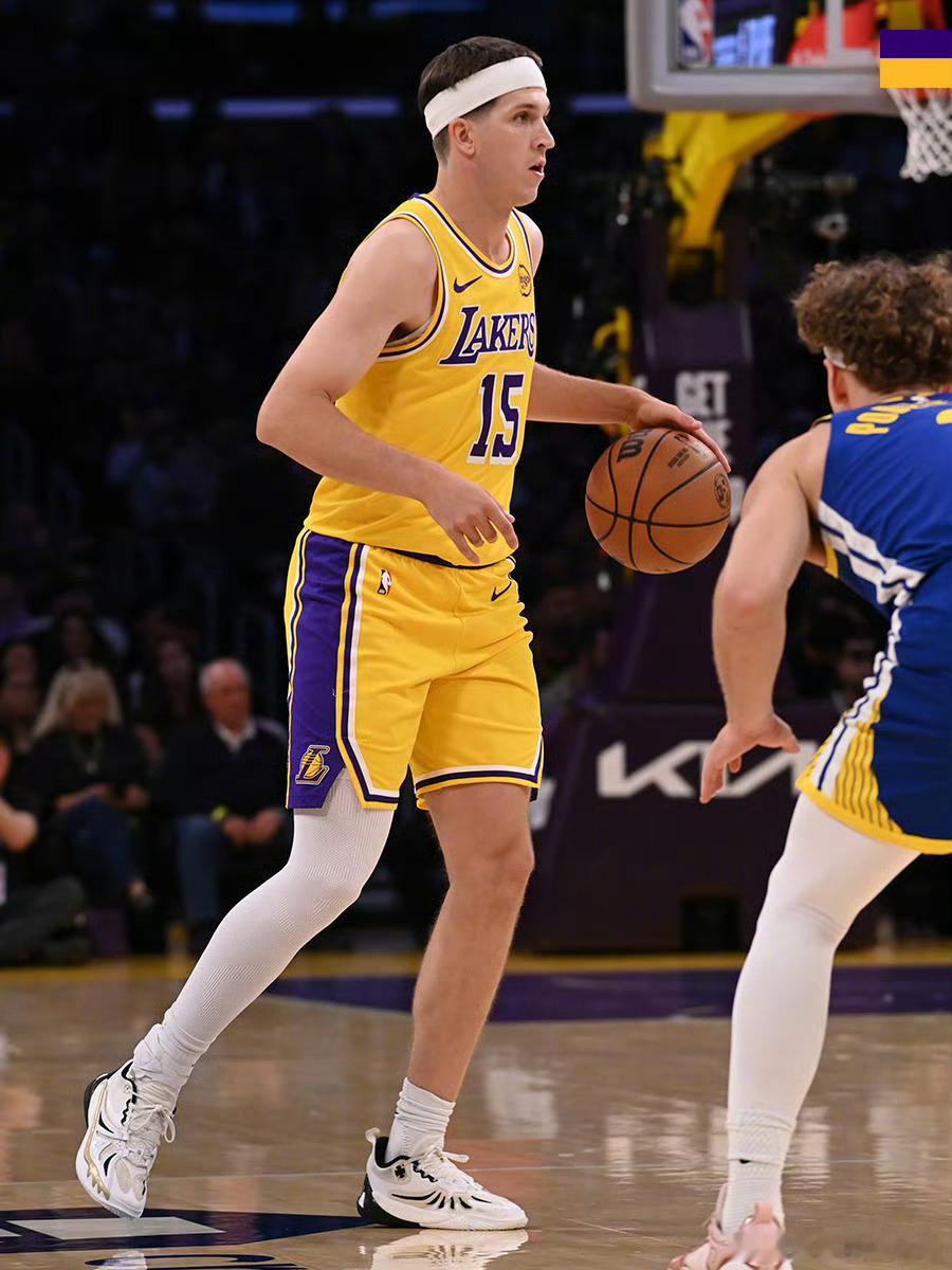 不可轻敌！ESPN预测明日勇士vs湖人胜率: 勇士47.0％，湖人53.0％，比