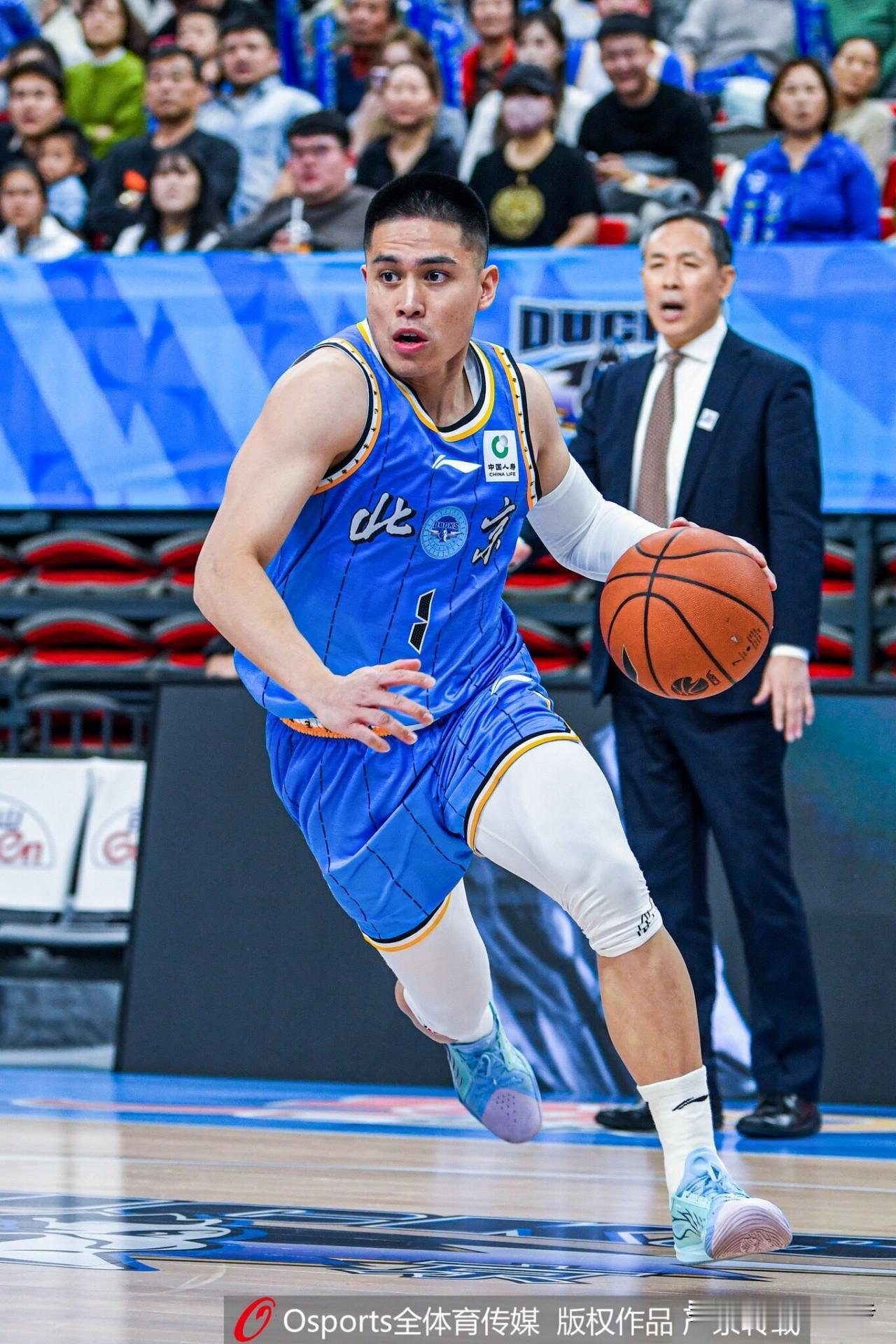 许利民赛后说这本来就是一场赢的比赛！最后却输掉比赛！我们回去好好总结！
北京真的