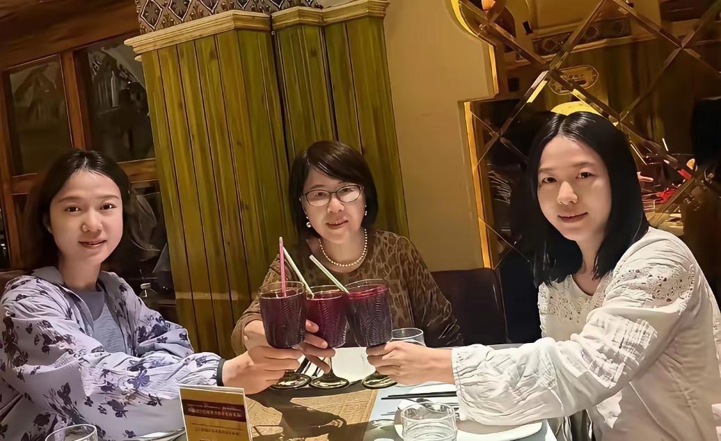 这个女人算不算中国最痴情的女人？