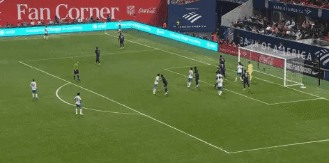 在经历了联赛十五场球荒后接连进球确实是雨后逢甘霖联赛后半程➕世界杯真的不能再掉链