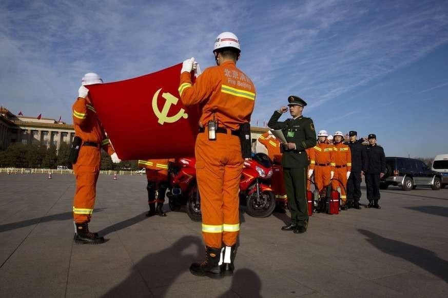 美军观察组眼中的中国共产党

1944年夏天，一支由美国政府派出的军事观察组悄然