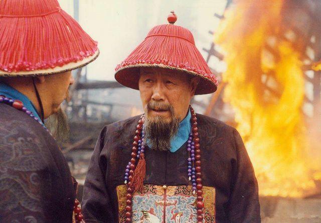 原来有钱人分手的方式都与众不同，曾国藩为了他的半个圣人的美名，就这样依依不舍的送