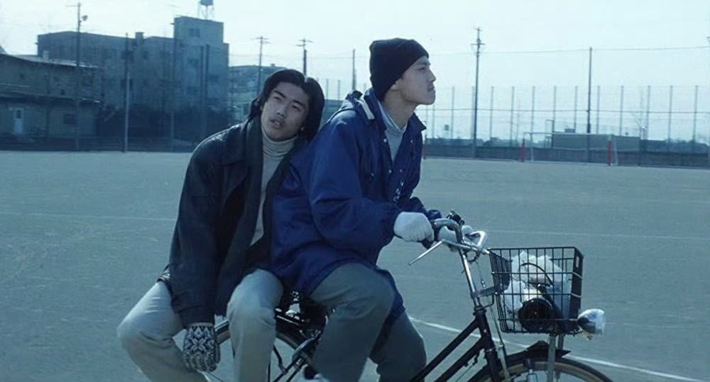 早安🌞“你觉得我们完蛋了吗？”“胡说八道，我们还没开始呢。”——《坏孩子的天空