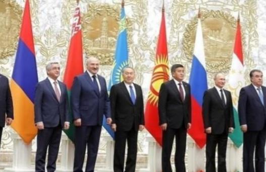 许多人以为，只要中国崛起，坐不住的就是美国。错了。比美国更紧绷的，不是别人，正是