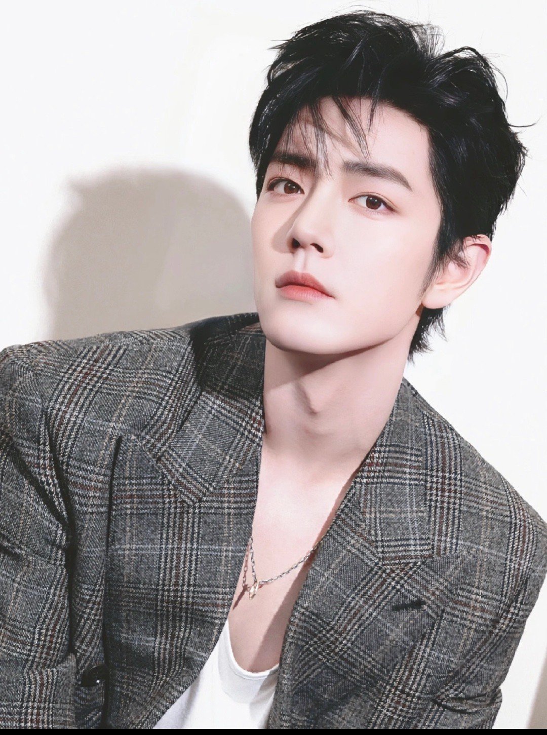 吴磊工作室严正声明怎么点进来关联的都是肖战和成毅两家…发生了什么业内谈娱乐圈塌房