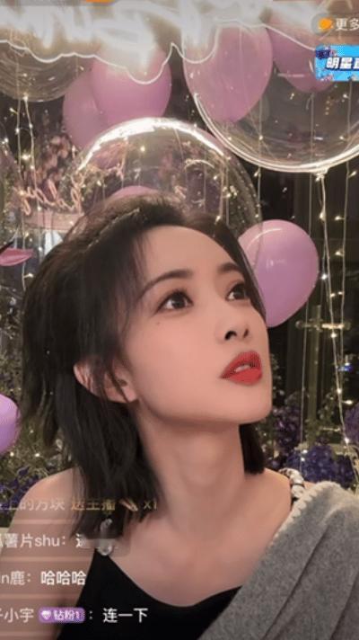 孟子义 妈妈低声点难道光彩吗  果然是血脉压制，孟子义刚刚生日直播，说到自己可爱