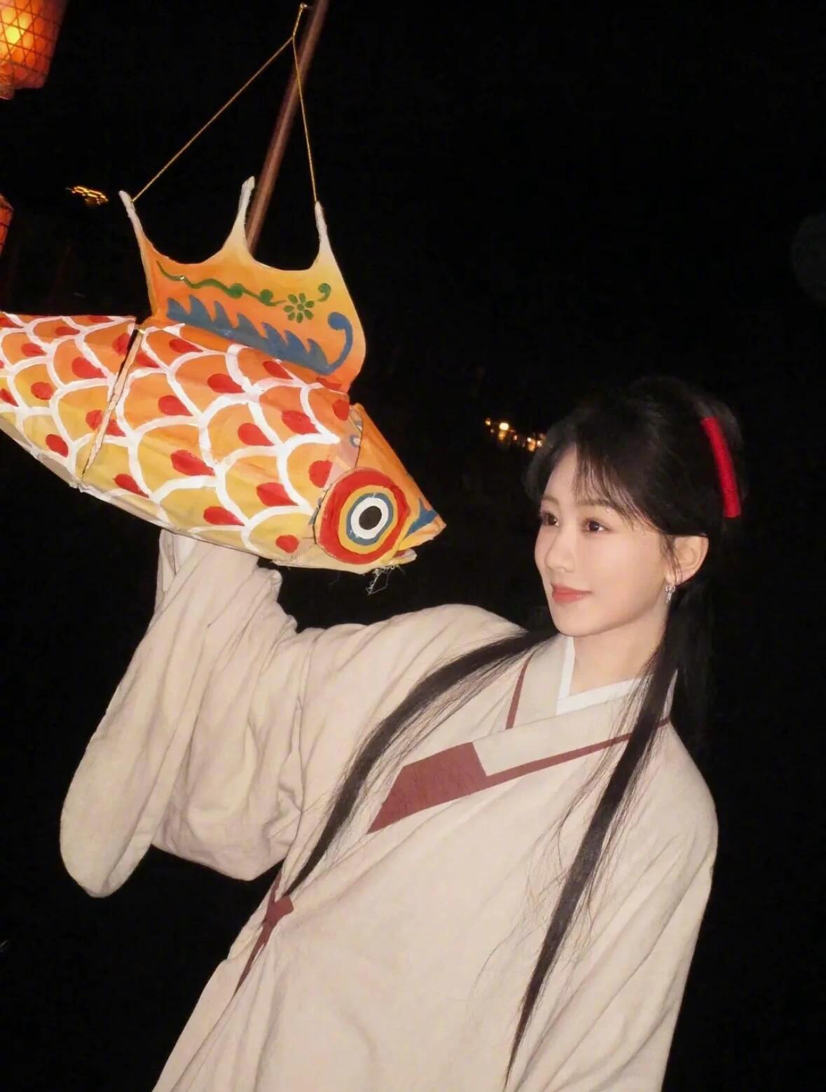 #咪咕星鲜事##杨紫祯娘传或将3月播出#螓首蛾眉、明眸善睐，李祯实在貌美，期待早