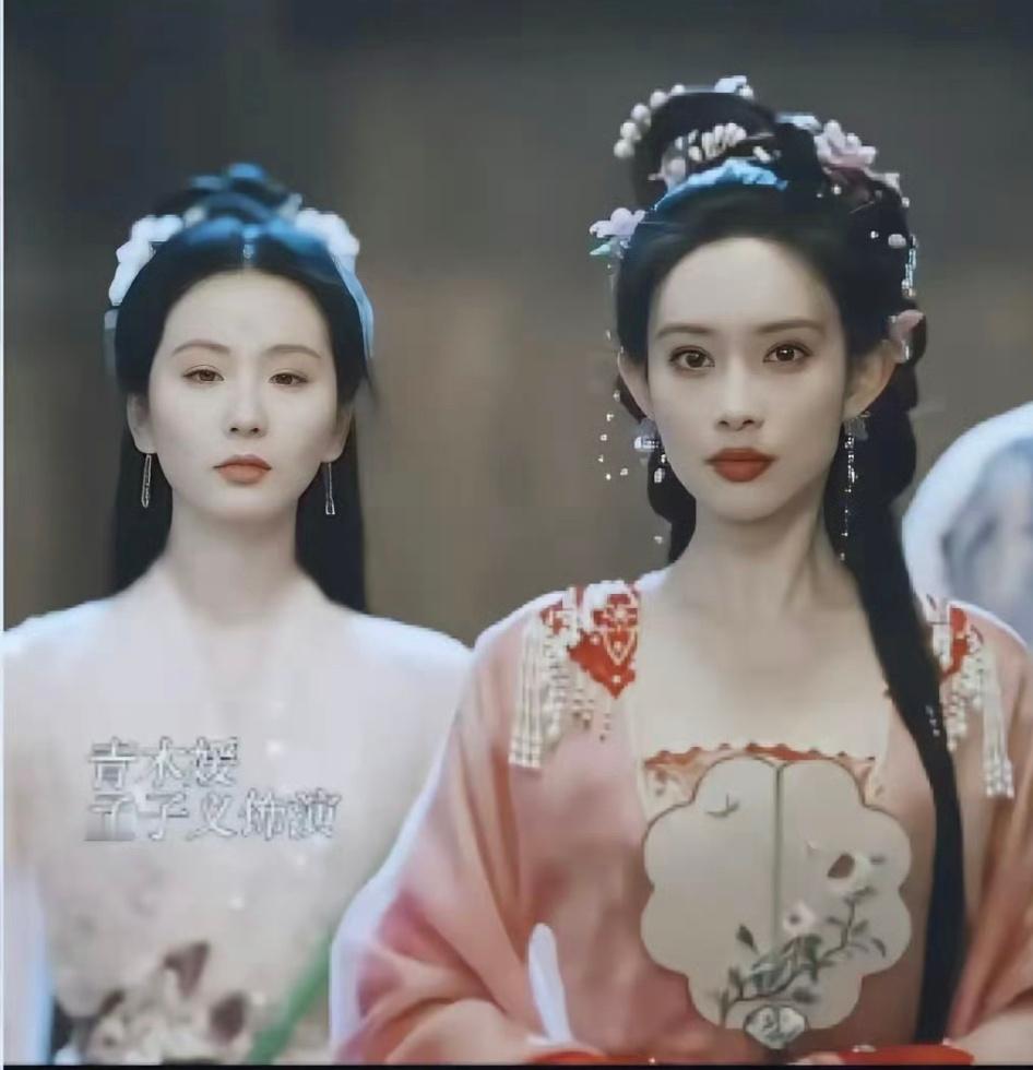 谁是女主！！！ ​​​