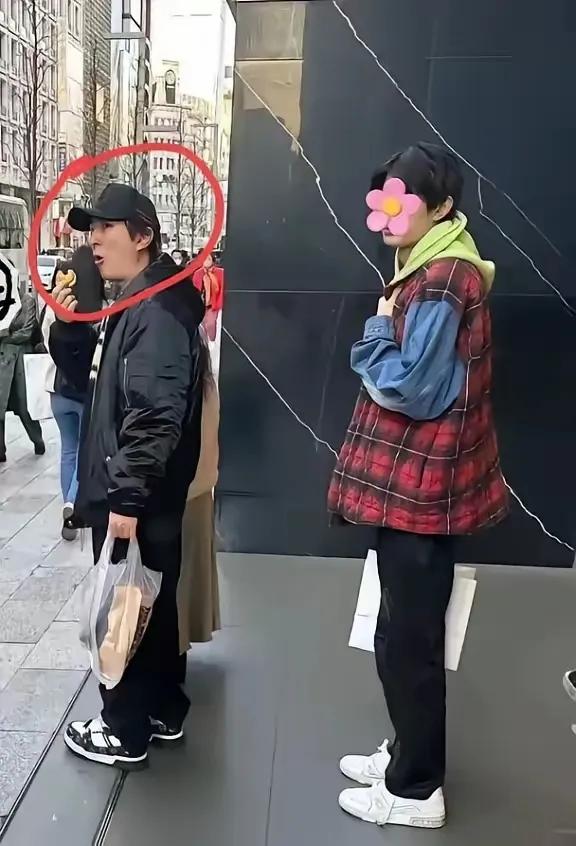 说王思聪大概率不回国，真不是因为那20亿欠款，也不是万达卖了48座楼，核心是王健
