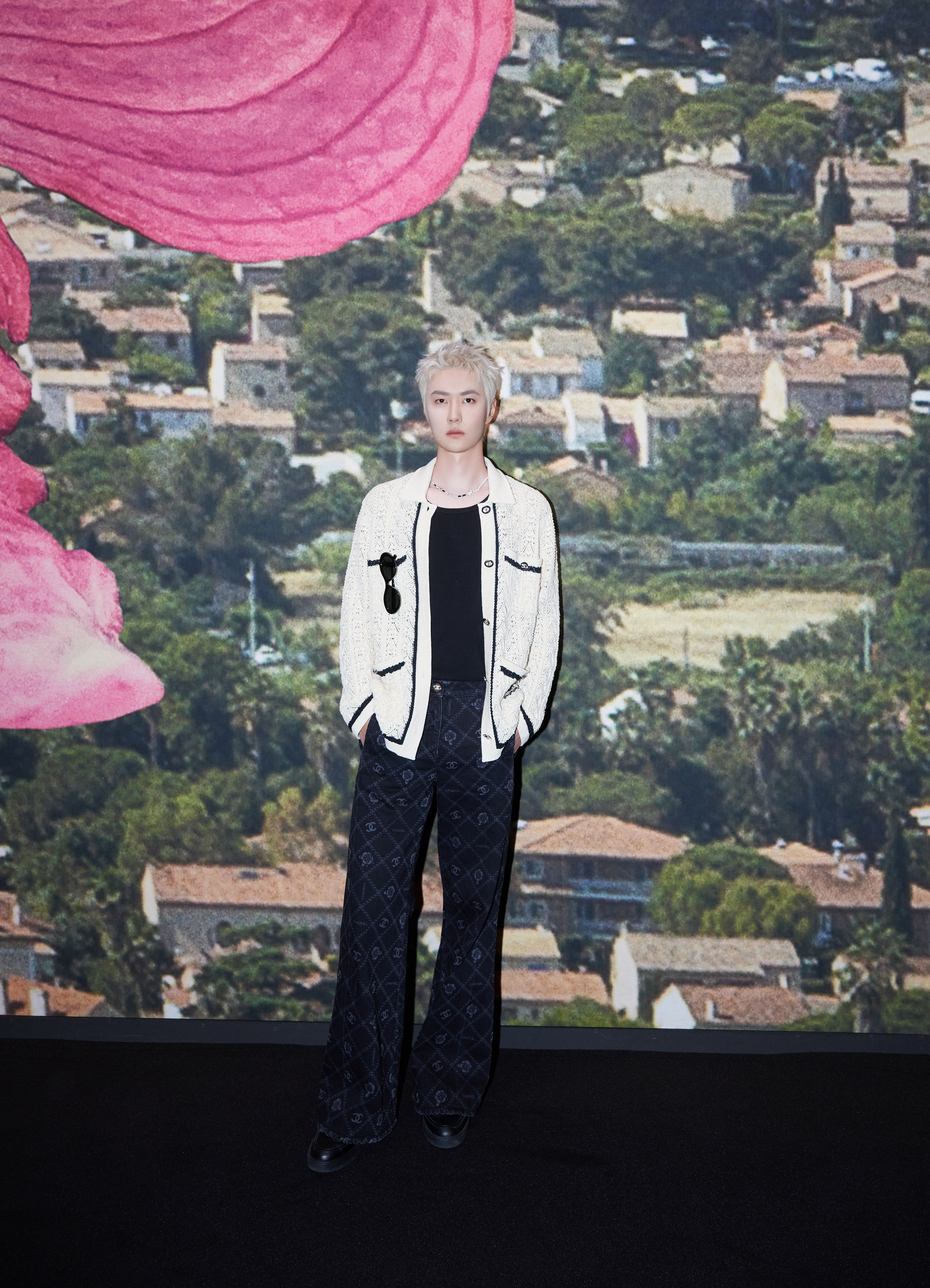王一博✖️𝐂𝐇𝐀𝐍𝐄𝐋 Spring 2024 RTW大秀落幕，品牌