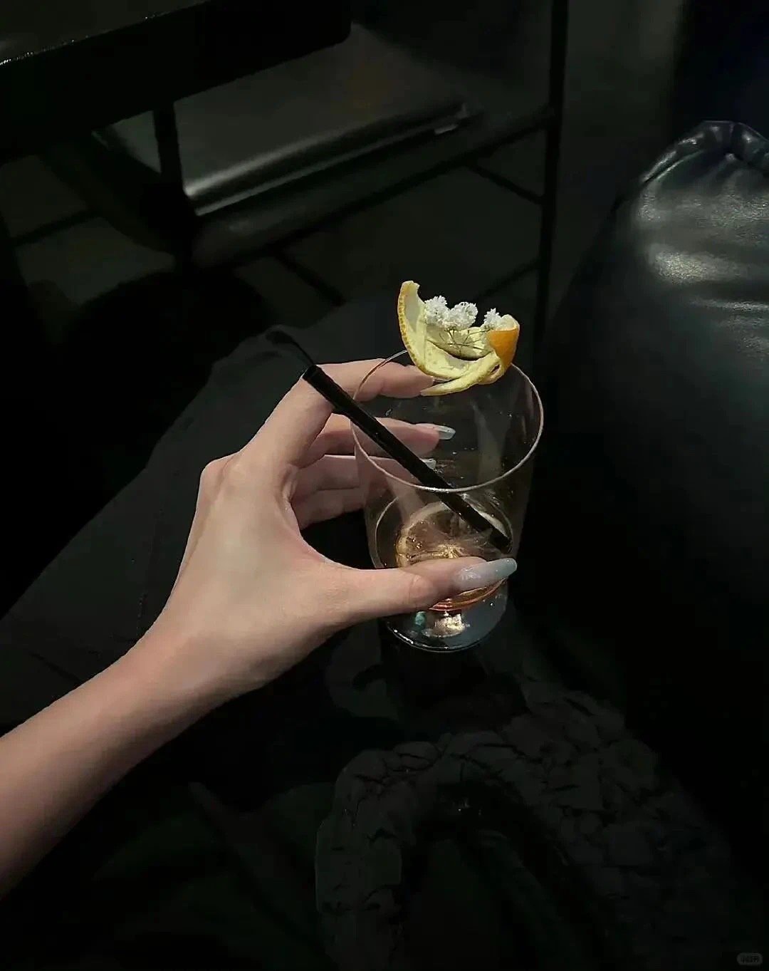 🤍𝐬𝐡𝐚𝐫𝐞 其实，没有情绪的日子，就很幸福生活需要钝感力，祝我们都