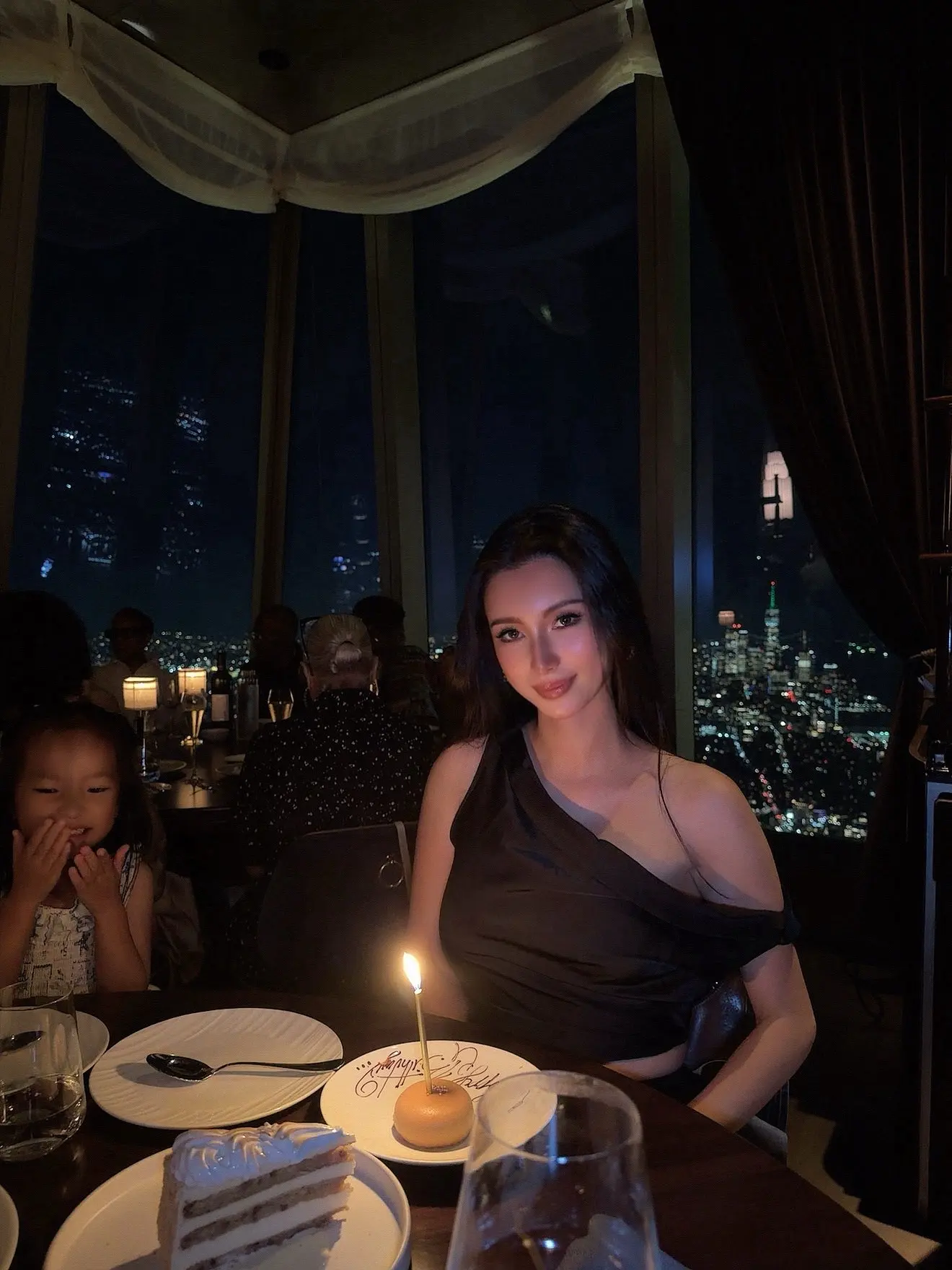 38🎂。