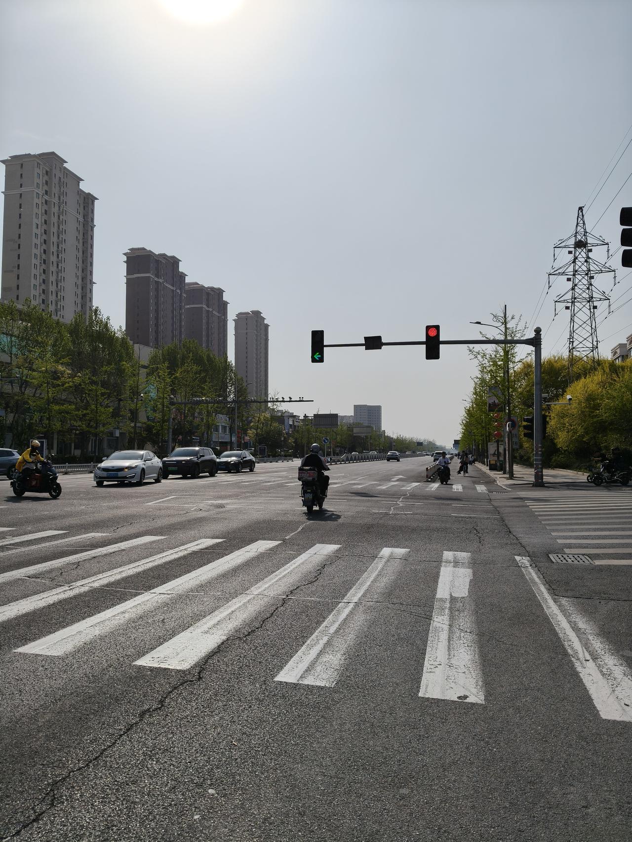 晒一晒你拍的风景照片今天天津地区的气温有点高，感觉都快要冲击30度了，穿再厚在外