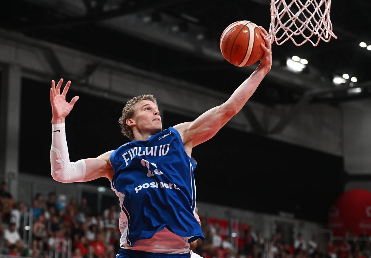 马尔卡宁在NBA像条虫，在国际赛场像条龙！

马尔卡宁在NBA的表现从未达到过球