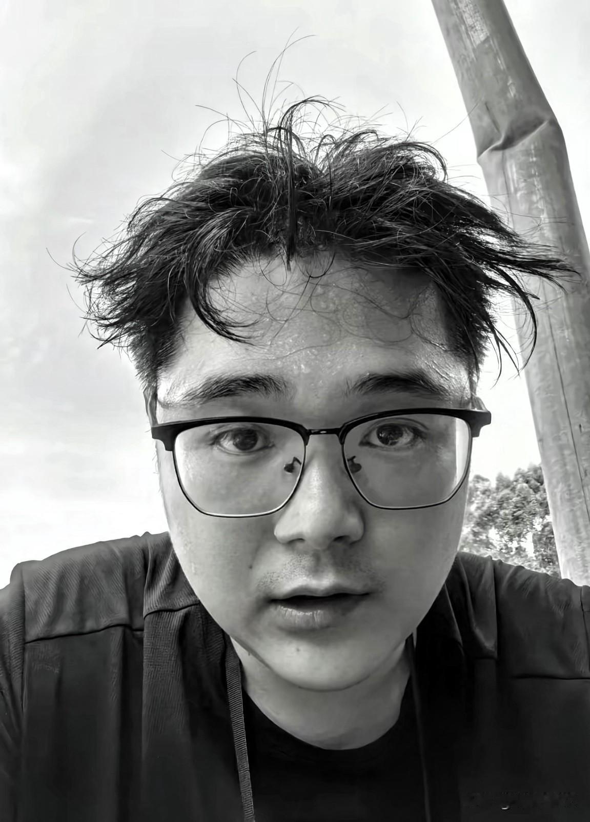 痛心！29 岁志愿者广西救灾牺牲，父亲说起那只养了 23 年乌龟：6 岁的善意贯