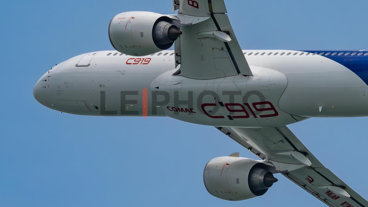 国产大飞机“商飞”C919已经累计交付航司20+架，累计飞行时长达3.6万小时。