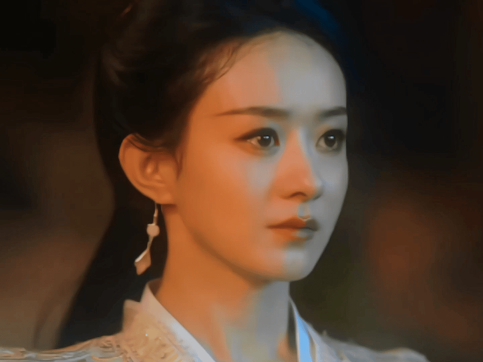 #赵丽颖与凤行预告神仙镜头# 喜欢与凤行定档预告里这个镜头，仙侠世界的各路光彩如