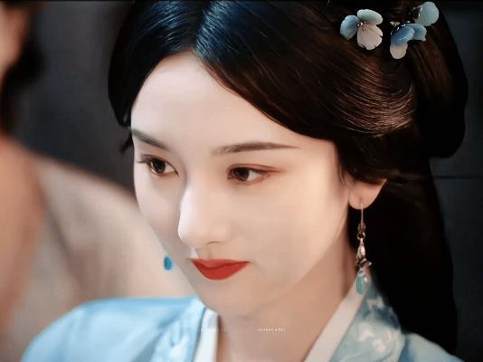 宋祖儿好美祖鹅多多演戏吧！！！！好美好美！灵气十足！！！！折腰今日开播 ​​​