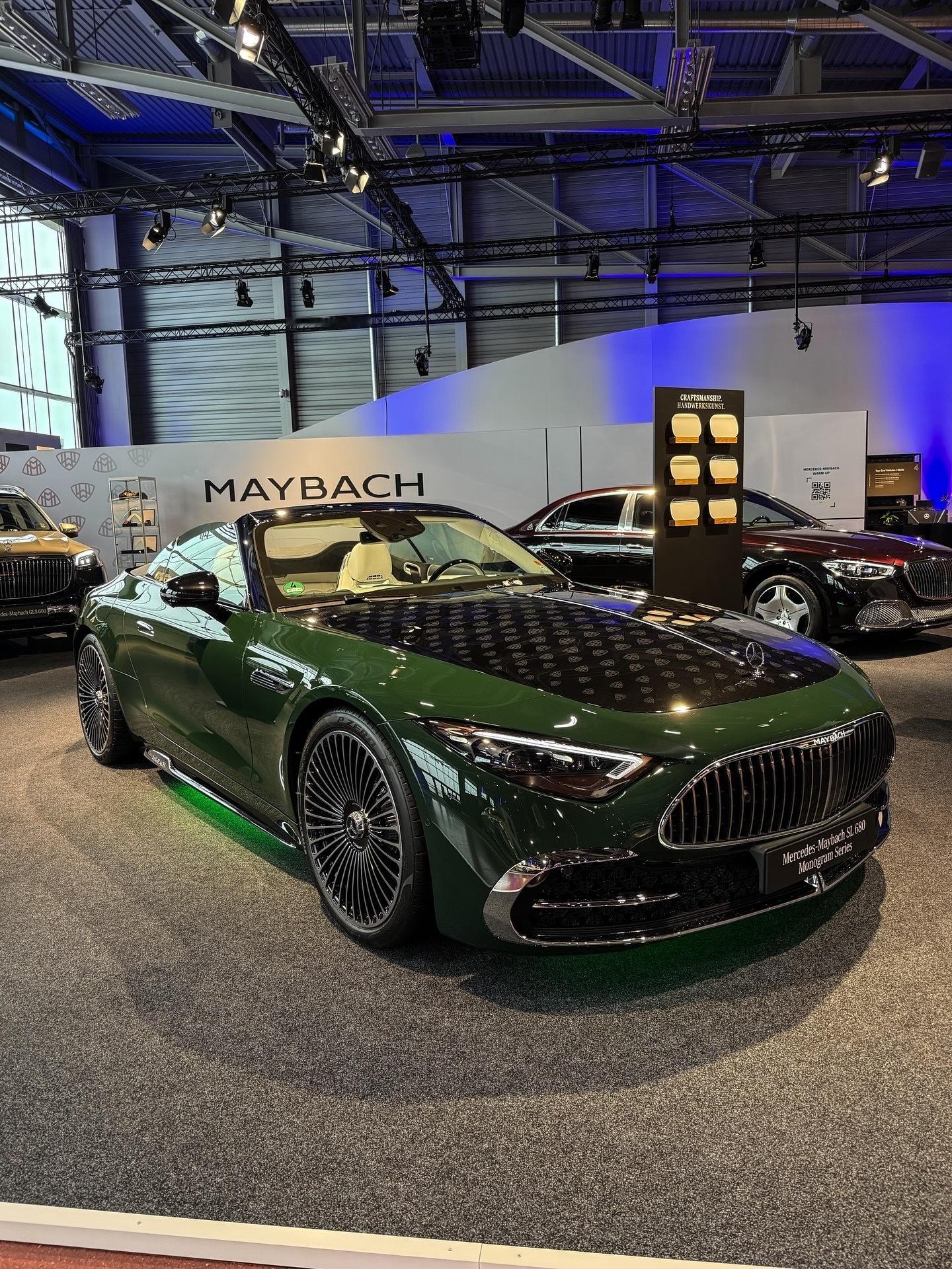 Mercedes-Maybach SL 680 Monogram Series.