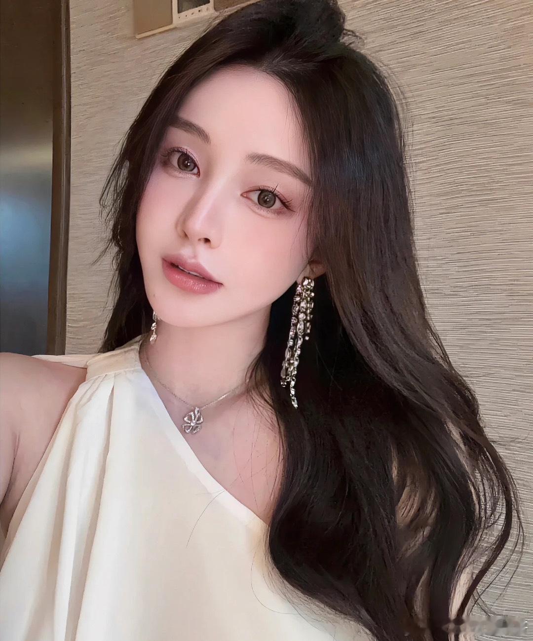 借着de­e­p­s­e­ek谈量化，AI时代，实际上量化已经是很大的主导了，所