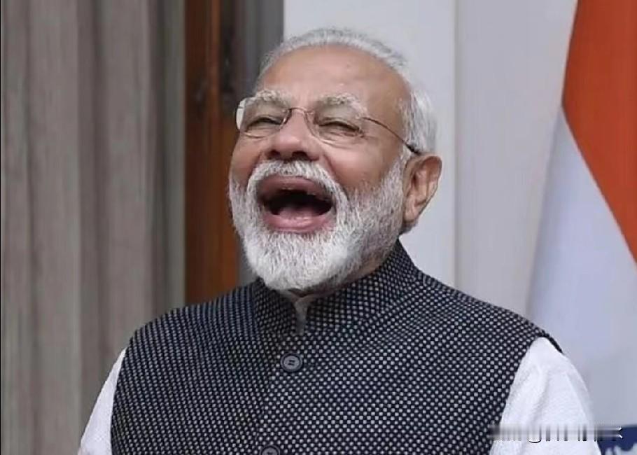 真的不得不佩服隔壁三哥这股子迷之自信。

刚看到个印度老哥放狠话，说要是再跟咱们