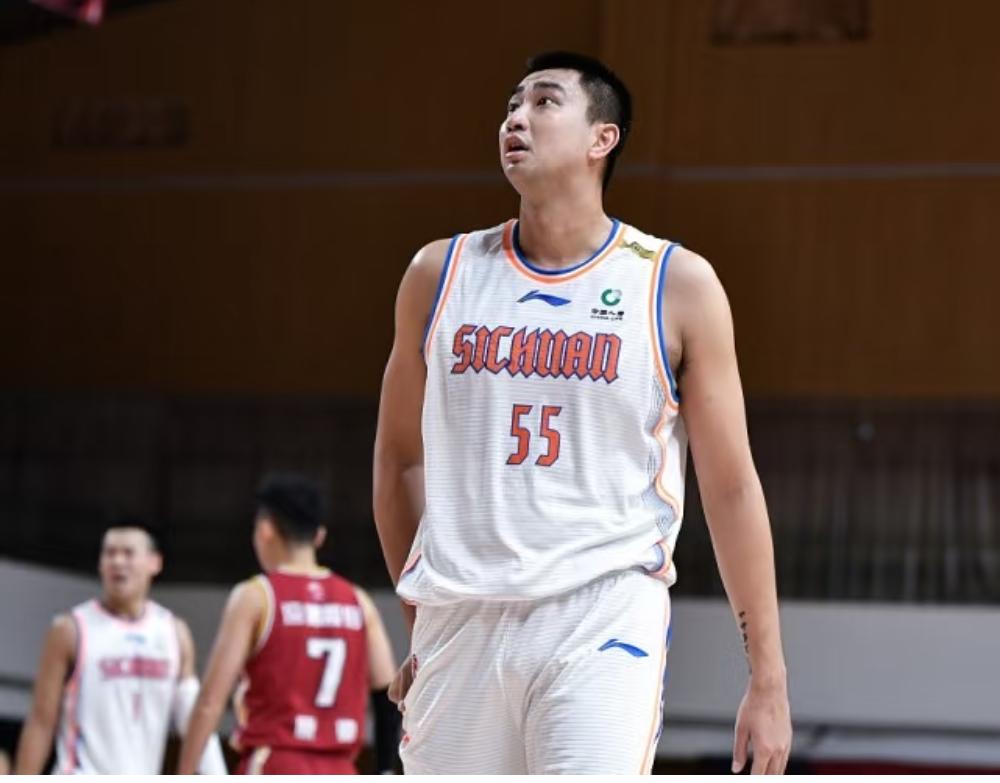 可惜！苏若禹回归广厦首战遇旧主四川，今晚大概率无缘登场

        CBA