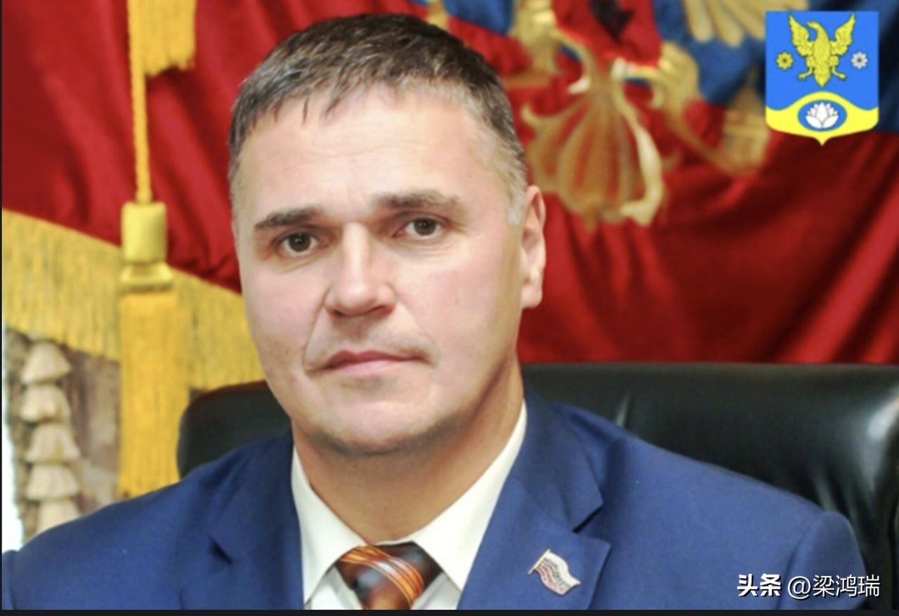 照片中的人物是爱德华·米哈伊洛维奇·奇科（Eduard Mikhailovich