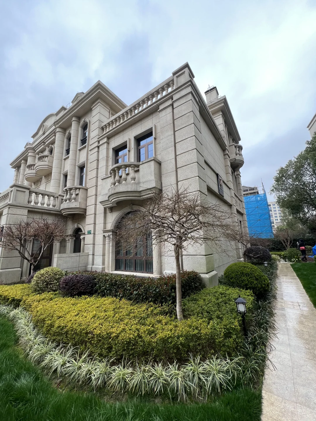 古北1000平法式独栋🏡2700万装修拎包入住