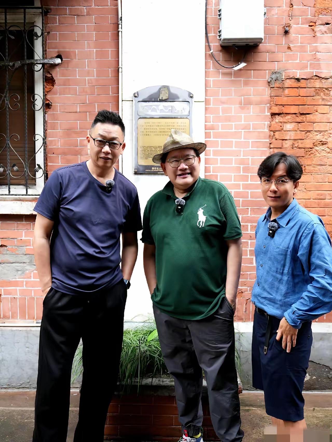 非常有气质的知名主持人