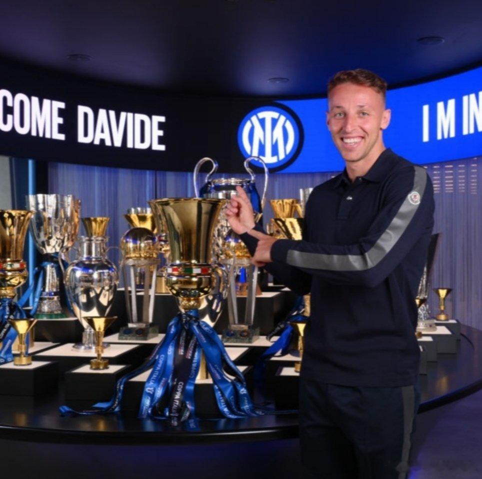 【摊销】国际米兰球员弗拉泰西目前在账面上的估值约为1636万欧元，到六月份其估值