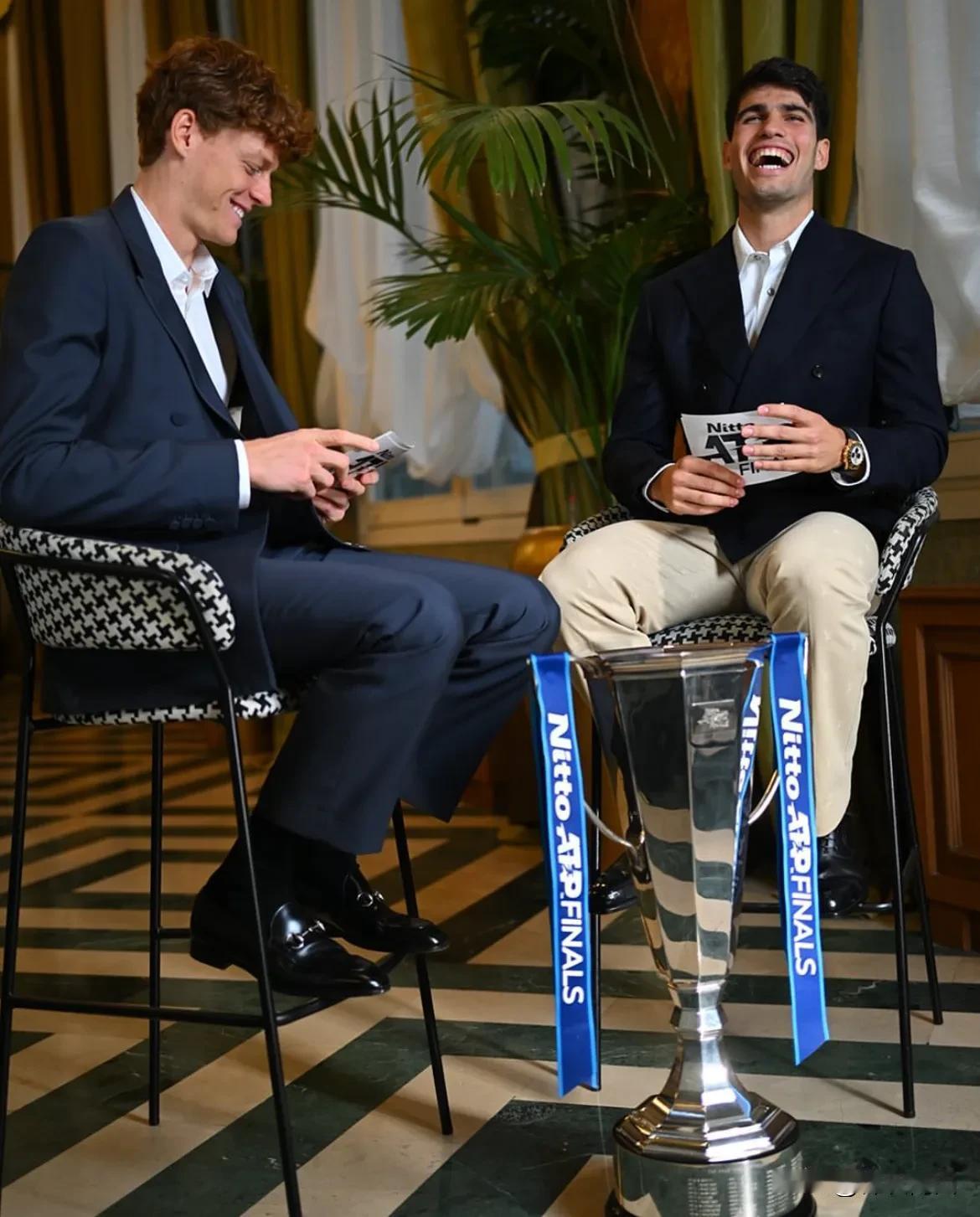 #ATP年终总决赛# 比赛开始前的媒体见面日，球员之间的互动很鲜活。不知道有没有