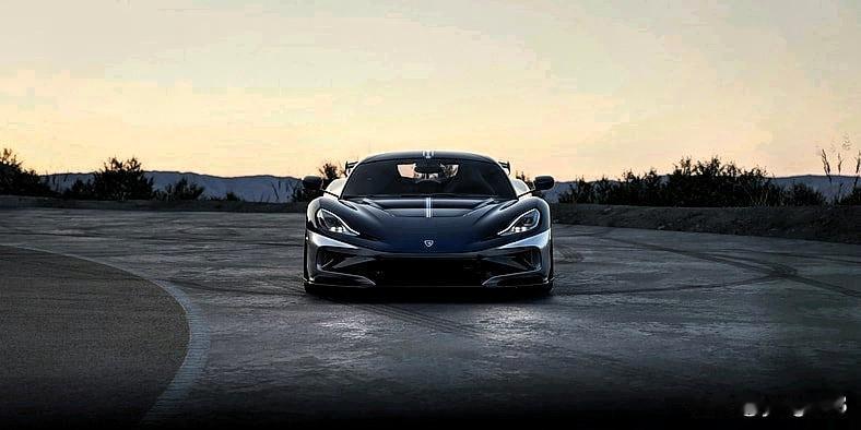 这款拥有2107马力的电动猛兽即将迎来一次极其独特的改装。
        Ri