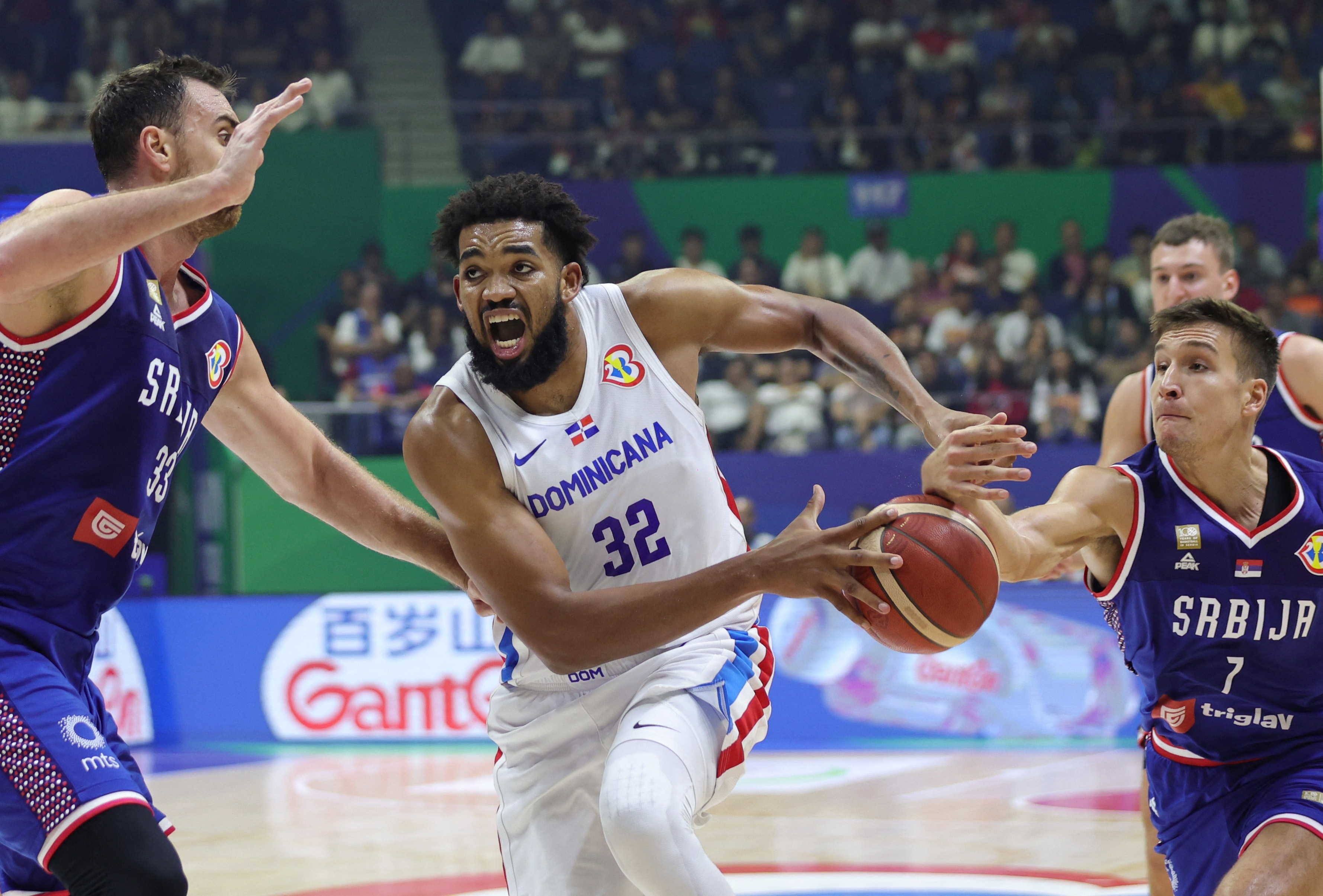NBA 多米尼加男篮公布世预赛第3窗口期集训名单：唐斯&霍福德领衔 