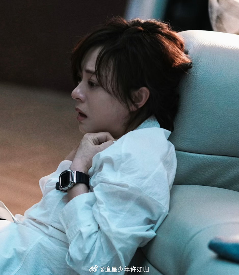 好久没见过这种一行官宣的剧了孙俪新剧就这样官宣了真的会被这种清爽官宣戳中！《原地