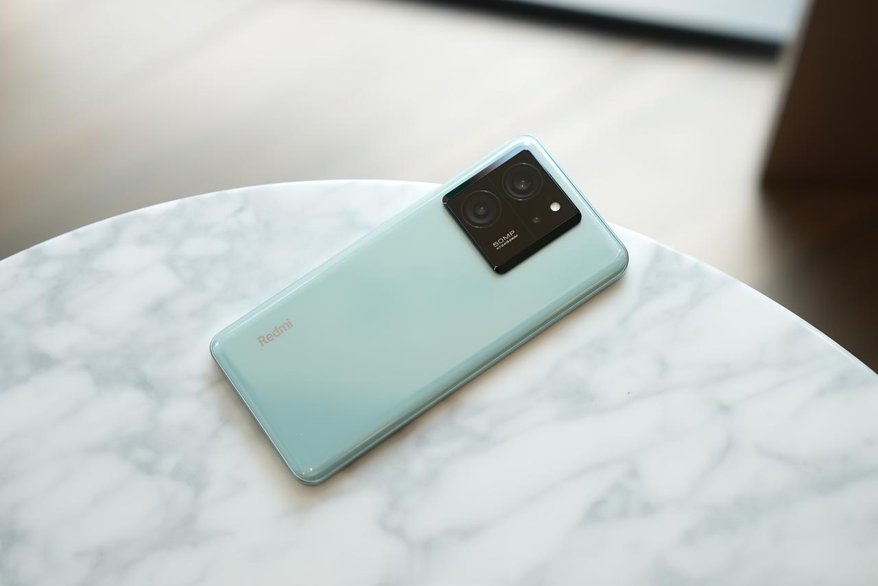 其实Redmi K60至尊版价格出来的那一刻，我这悬着的心也就落地了，还有什么比
