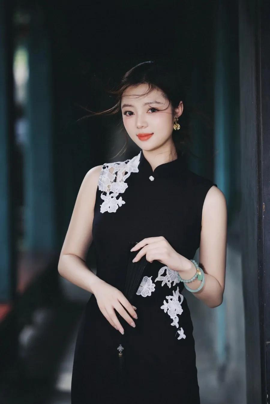 韵味旗袍美女