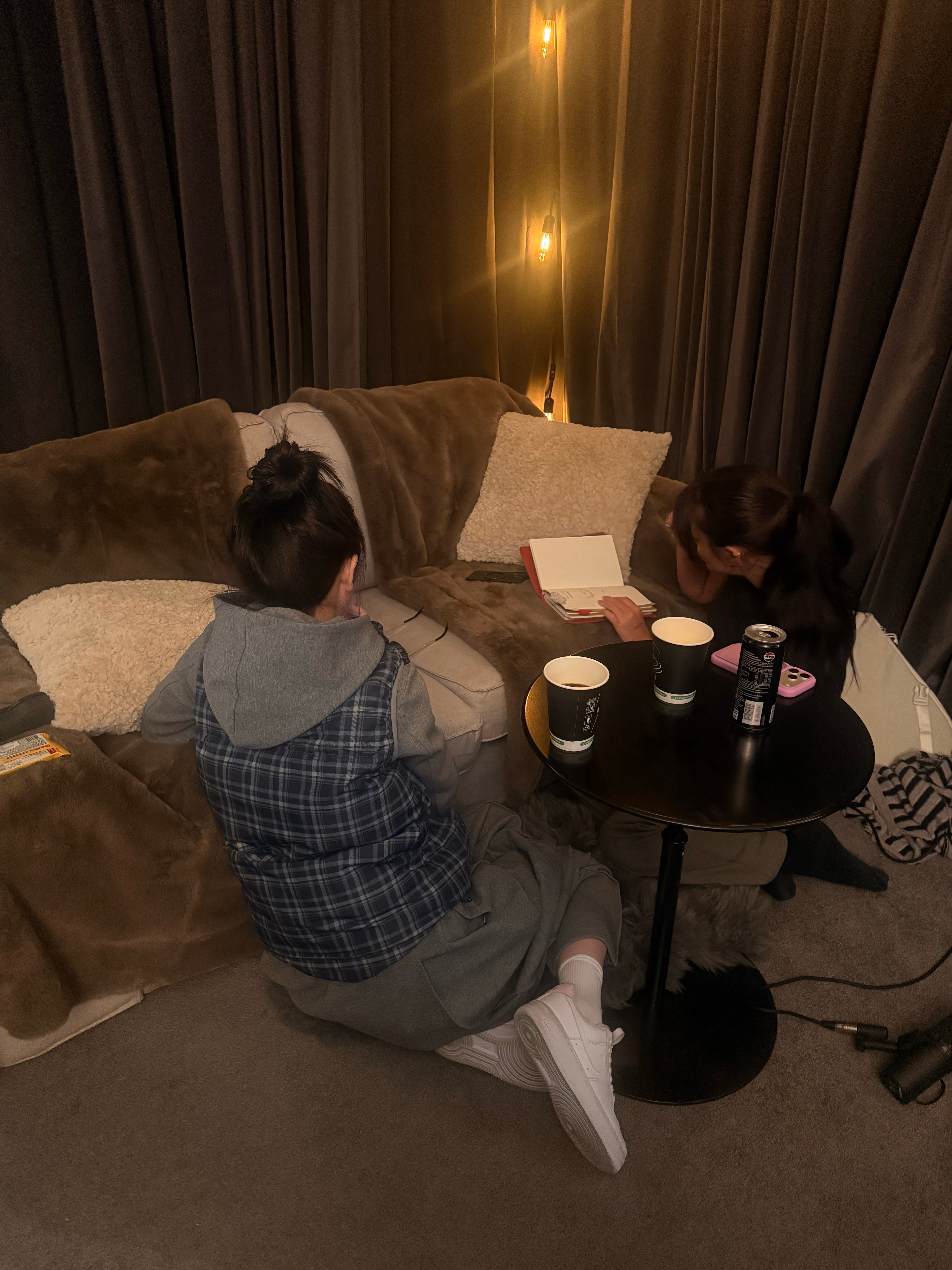 虞书欣  虞书欣工作室更新动态“Creative fragments 🎶🧩”