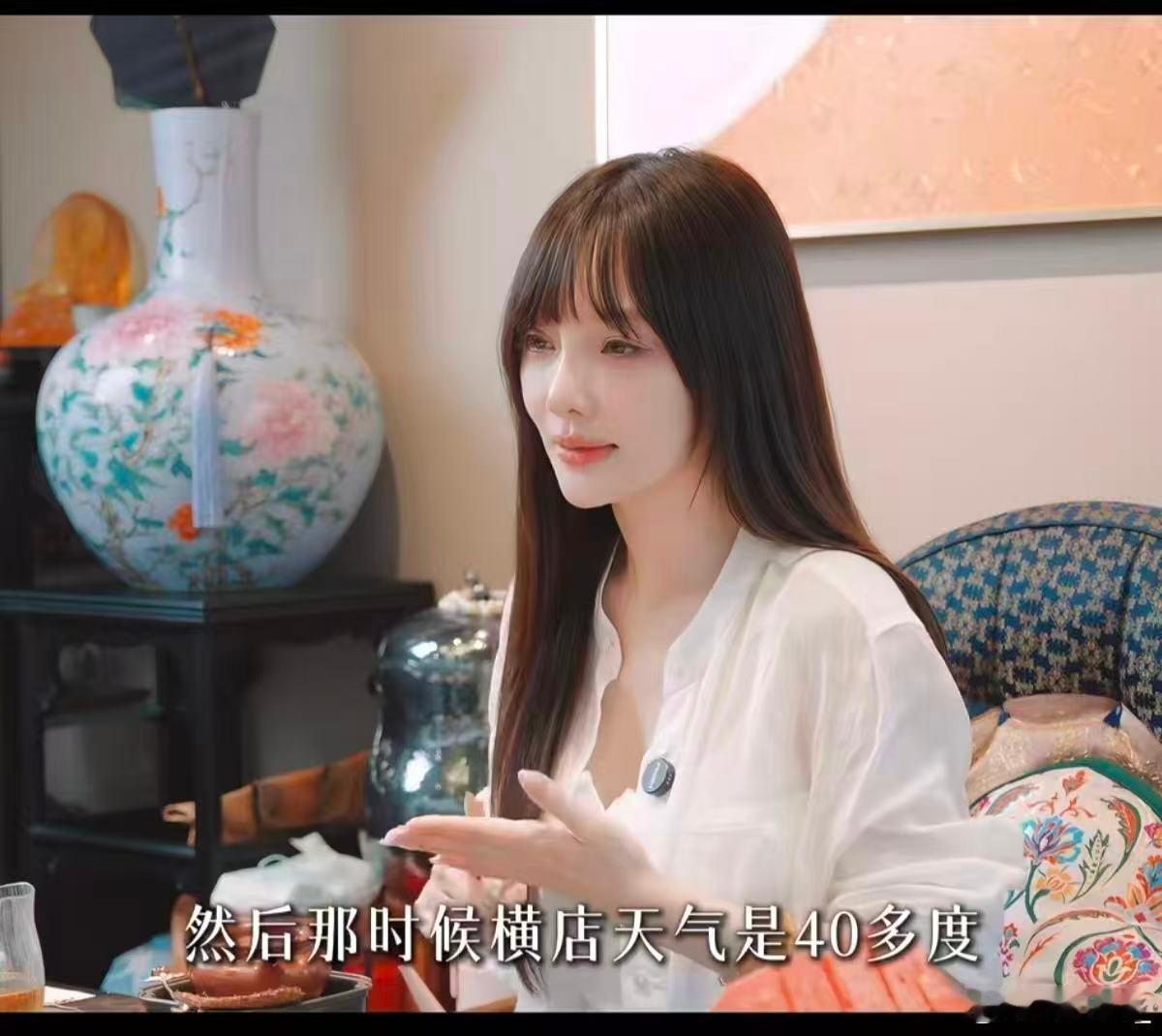 甜馨主动维护贾乃亮，直言爸爸很称职，这份发自内心的认可很难伪装。如果缺少陪伴与关