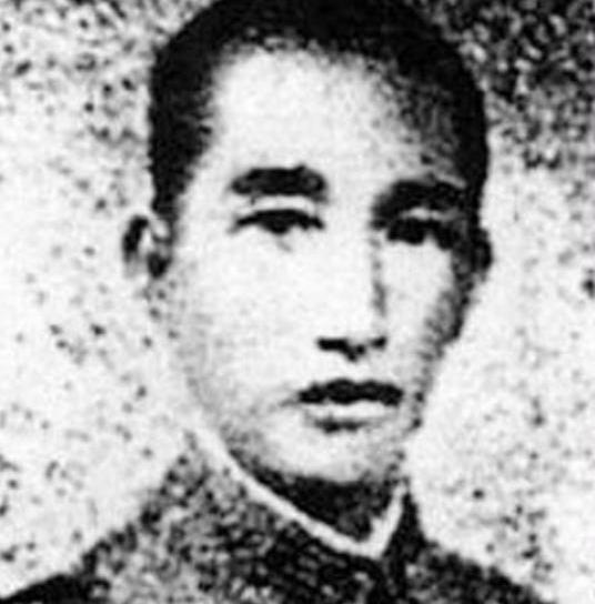 1947年，解放军给国军中将武庭麟送去劝降信，武庭麟下令将送信人杀掉。手下劝说：