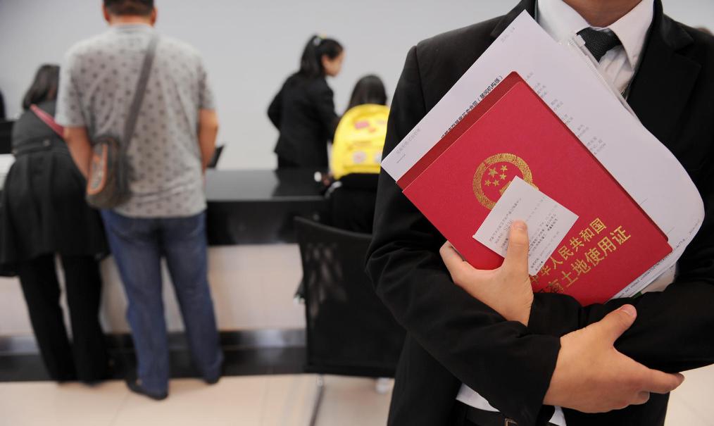 房地产市场确实正在发生一些微妙而积极的变化。
5月10日，上海网签数量再次超过1
