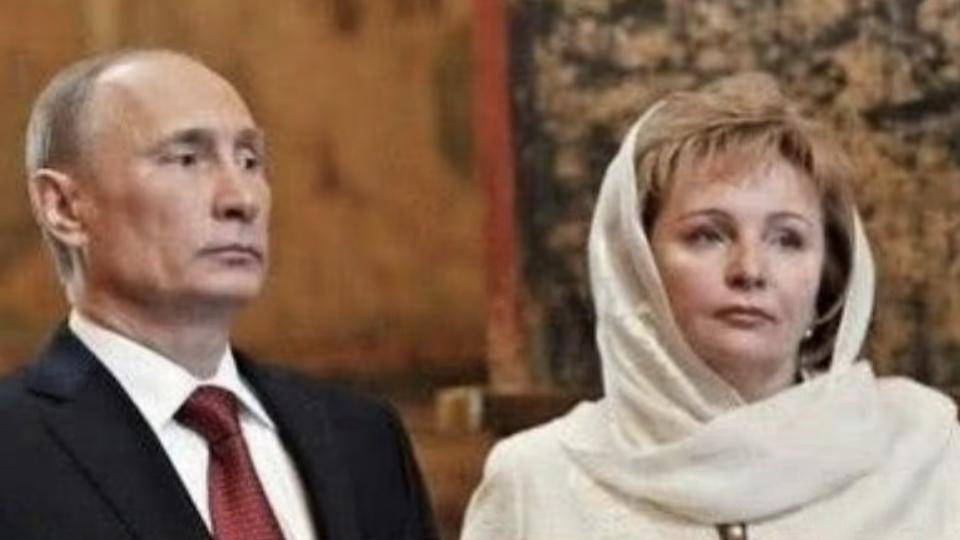 硬汉普京恋爱了
12月19日，普京在年度记者会上直面感情提问！被问及“是否恋爱”