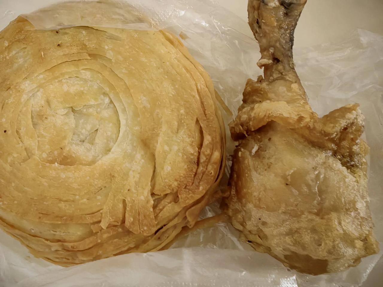 渭南市的小食堂如雨后春笋般发展，各家高、中档饭店纷纷出店摆摊儿，我先后购买过中档