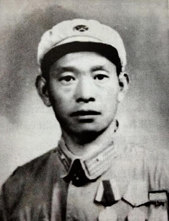 [微风]1943年，八路军电台台长刘长生向组织申请结婚，被拒后，他竟带着密码本投