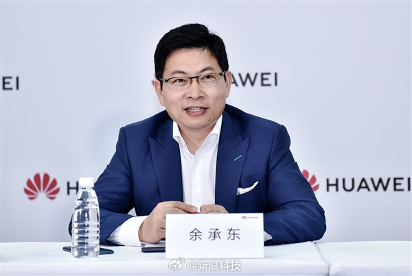 余承东称新问界M9是地球最强【余承东称新问界M9领先至少两年：欢迎来对比】昨天举