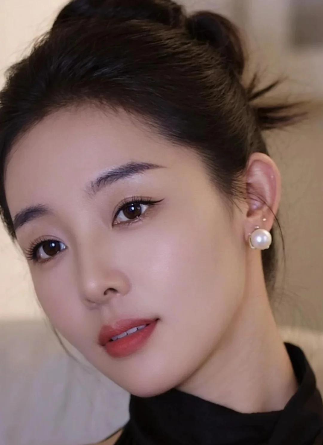 🫖🚬人生建议： 看淡得失·亲疏随缘·去留随意
🫖🚬人生建议：
看淡得失·