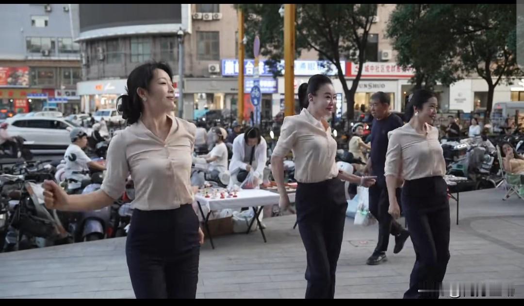以前总听人说“女律师太强势，嫁不出去”，这说法早过时了！为什么如今女律师特别好找