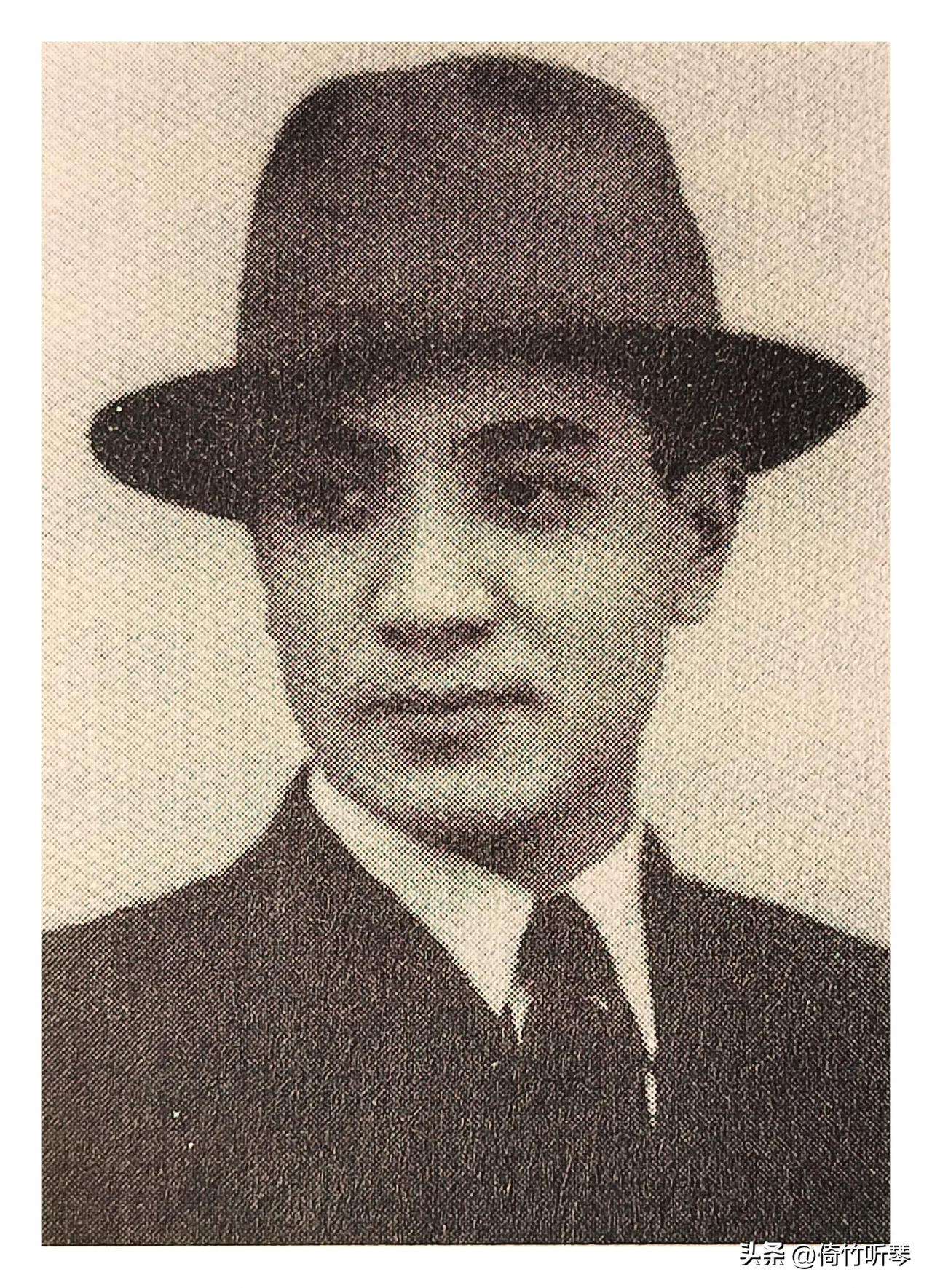 他77岁才掌盐政，上任不查账册、不验盐引，先蹲在晒盐滩上数盐粒结晶的“咔嗒”声—